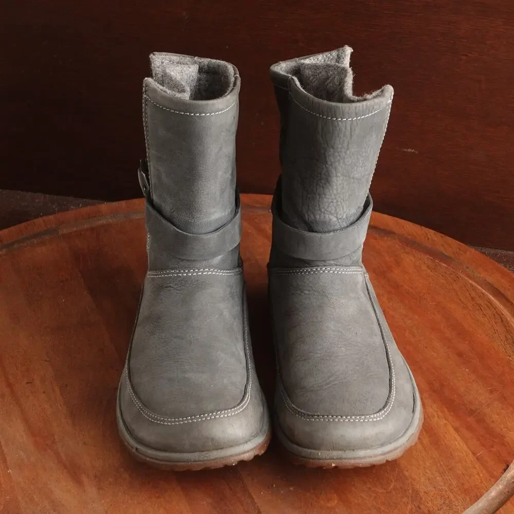 Chaco‎ Boots WMS SZ 7 Gray Hopi Leather Pull On Waterproof Outdoor Casual Winter